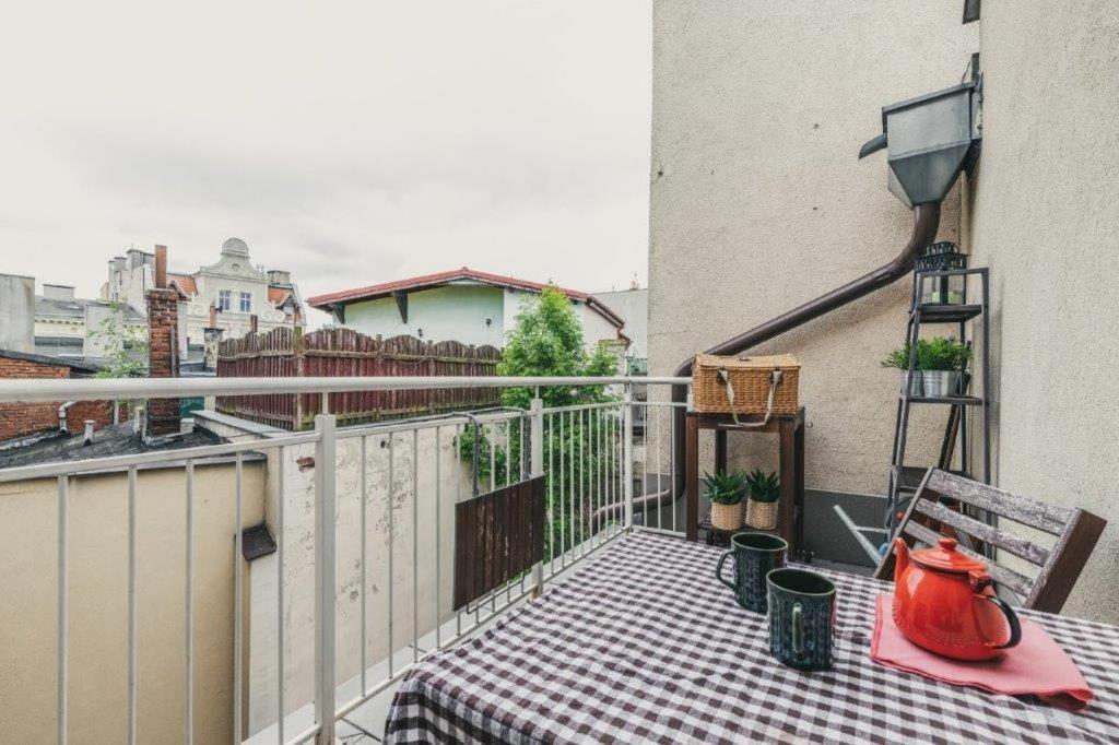 Апартаменты Apartament Stare Miasto Тчев Экстерьер фото